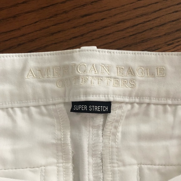 New Without Tags American Eagle White Shorts - Picture 2 of 3